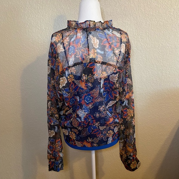 Dear John Sheer Floral Blouse - Picture 10 of 16